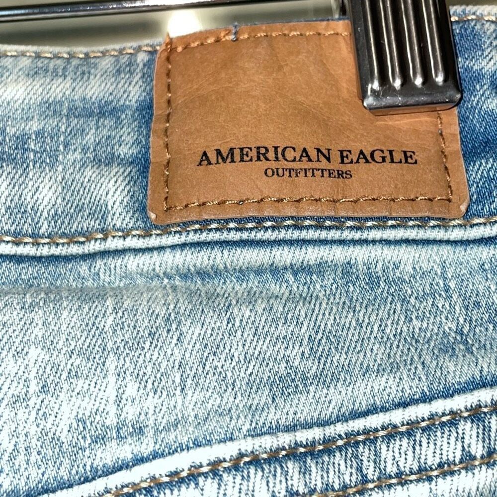 America Eagle next level stretch distressed hi rise jegging crop size 4 short - Picture 10 of 14
